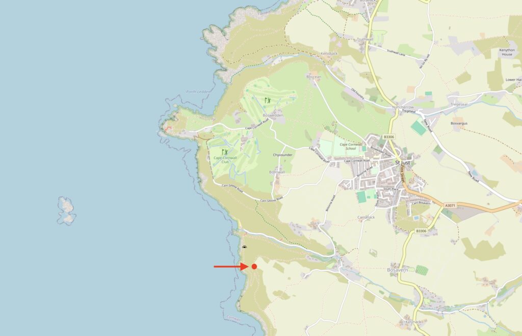 A screenshot of OpenStreetMap showing the location of Carn Leskys which is shown as a red dot with an arrow next to it.